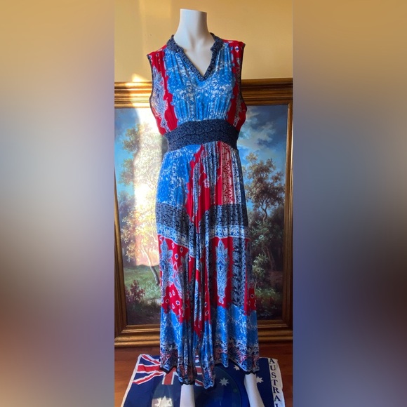 BILA Colorful Maxi Dress - Picture 1 of 5